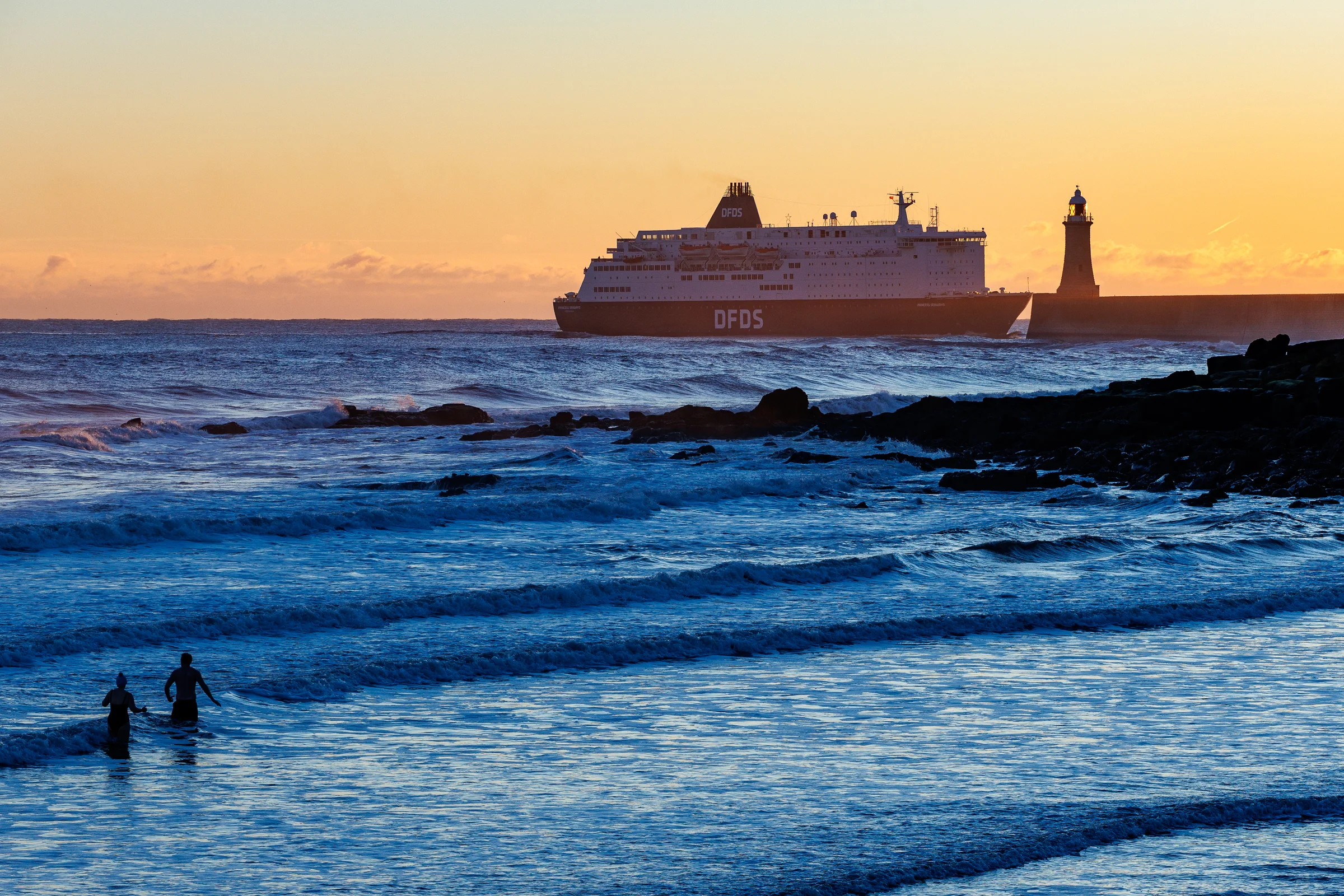 New Year's Eve dip with a Ferry